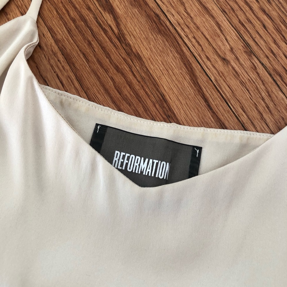 SOLD Reformation Summer Top in Ivory - Picture 4 of 6